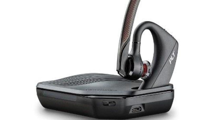 Zelfs de luidruchtigste plek wordt een werkplek met de Plantronics Voyager 5200