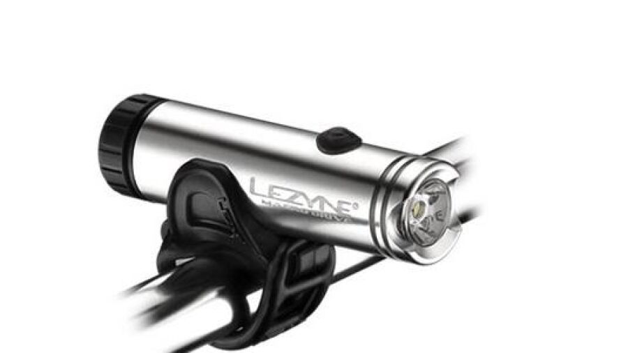 Klein, compact lampje met grootse prestaties voor op je stads- of racefiets