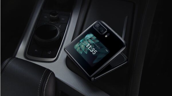 Ontvouw eindeloze mogelijkheden met de nieuwe motorola razr 2022