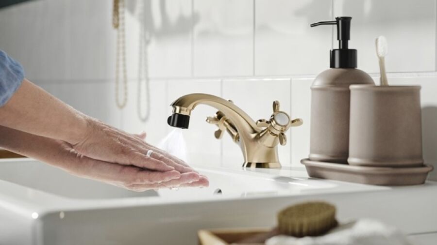 IKEA introduceert ÅBÄCKEN: waterbesparend opzetstuk voor kraan