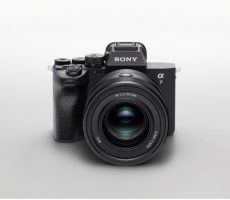 α7 IV full-frame camera Sony