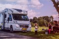 Populariteit retro-camperen zorgt voor run op Volkswagencampers